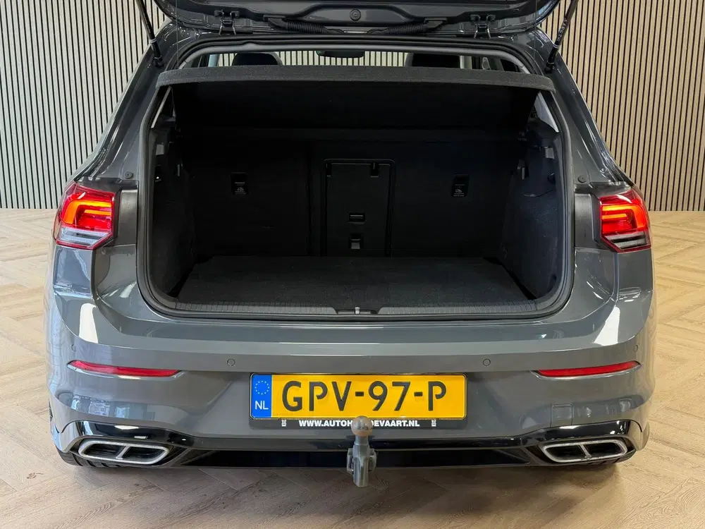 Volkswagen Golf 2.0 TDI R-Line Business AUT. PANO TREKHAAK uit 2023, foto 6