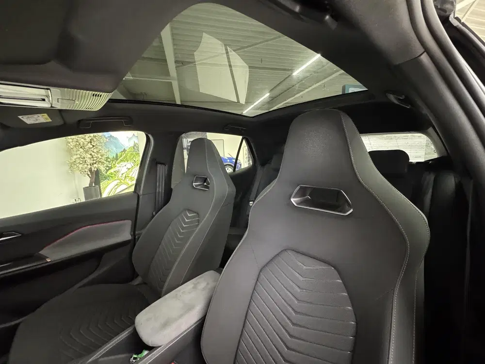 Cupra Born Adrenaline 62 kWh uit 2022, foto 15