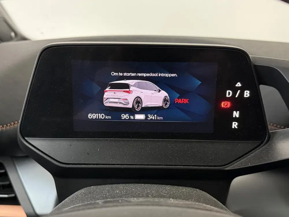 Cupra Born Adrenaline 62 kWh uit 2022, foto 4