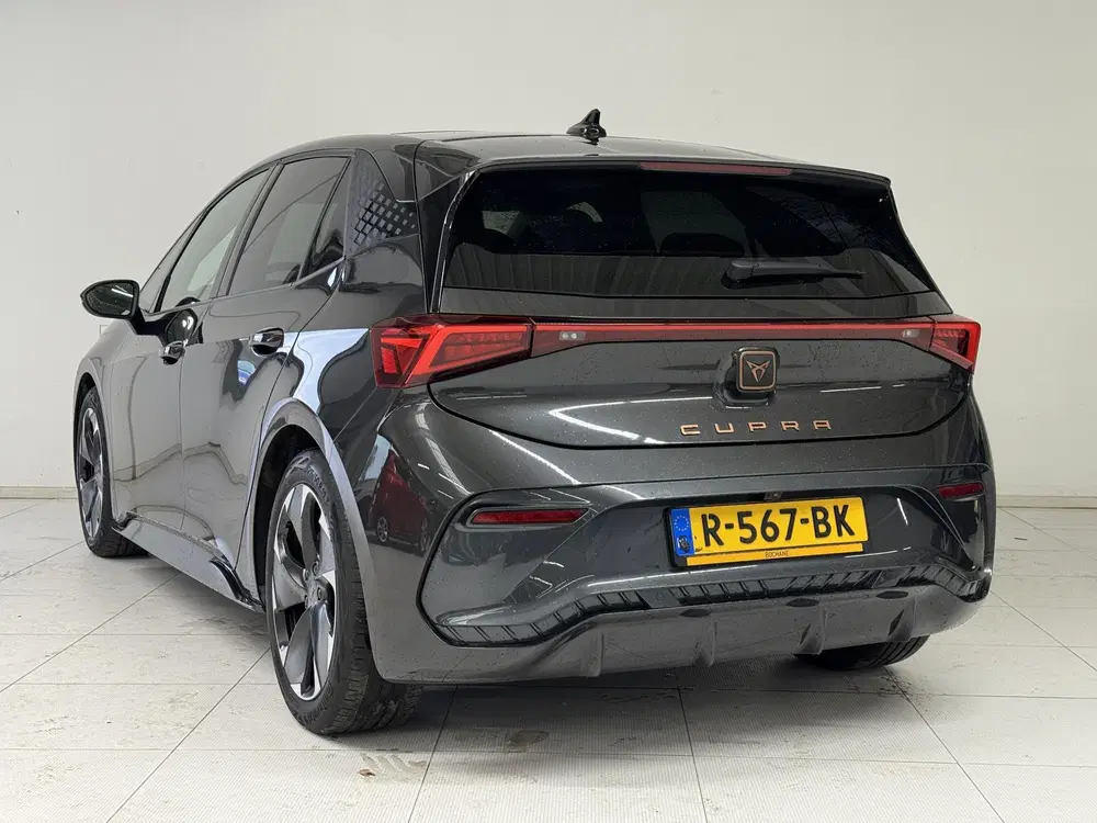 Cupra Born Adrenaline 62 kWh uit 2022, foto 7