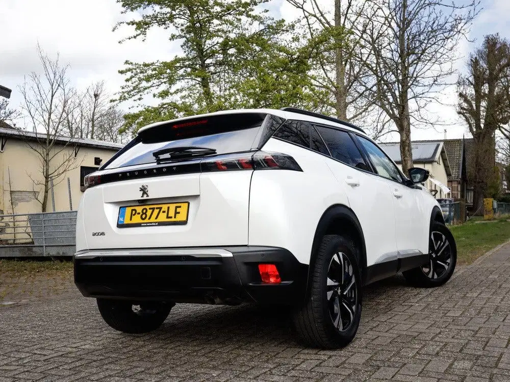 Peugeot 2008 1.2 PureTech Allure Pack 1e-Eig. & Dealer uit 2022, foto 2