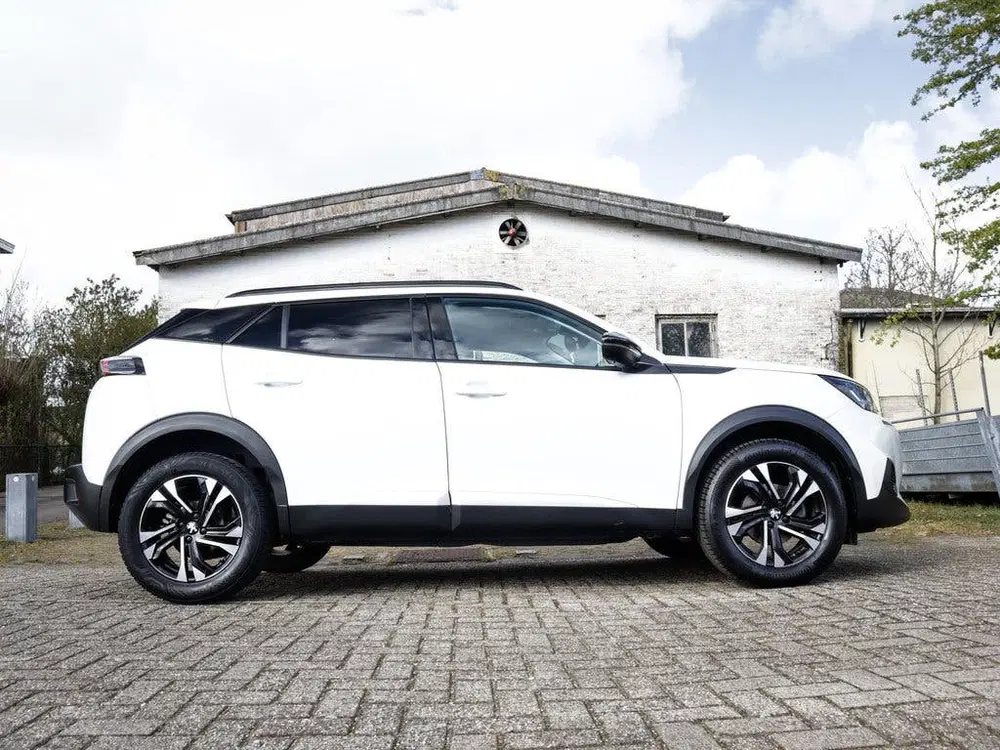 Peugeot 2008 1.2 PureTech Allure Pack 1e-Eig. & Dealer uit 2022, foto 4