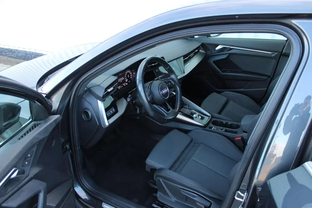 Audi A3 30 TFSI Advanced edition uit 2023, foto 13