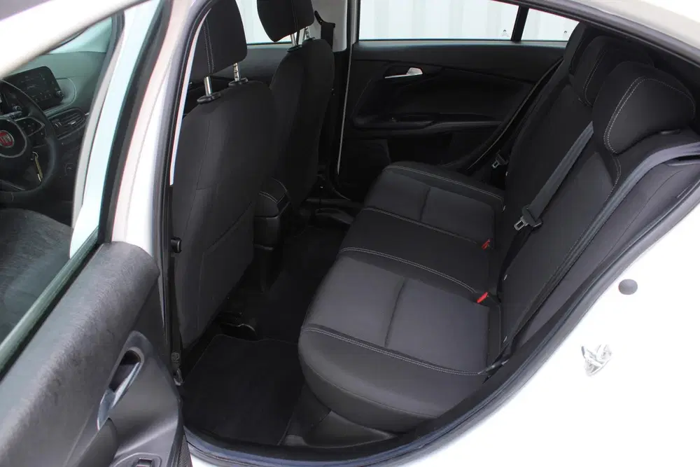 Fiat Tipo 1.4 Mirror uit 2019, foto 15