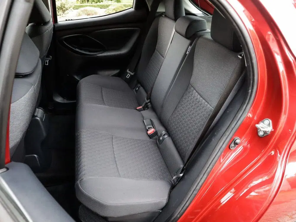 Toyota Yaris 1.5 Hybrid Business Plus 1e-Eig. & Keurig uit 2021, foto 8