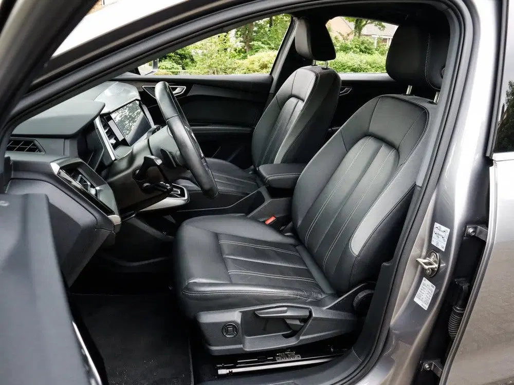 Audi Q4 e-tron 35 Advanced edition 55 kWh 1e-Eig. uit 2022, foto 7