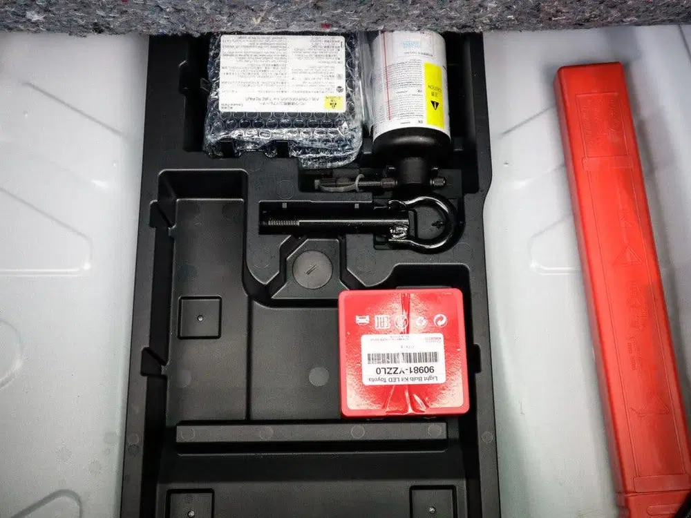 Toyota Aygo X 1.0 VVT-i MT Play 1e-Eig. & Keurig-Onderh uit 2022, foto 10