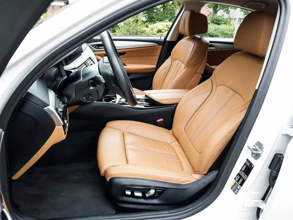 BMW 5-serie 545e xDrive Business Edition Plus 1e-Eig. uit 2021, foto 6