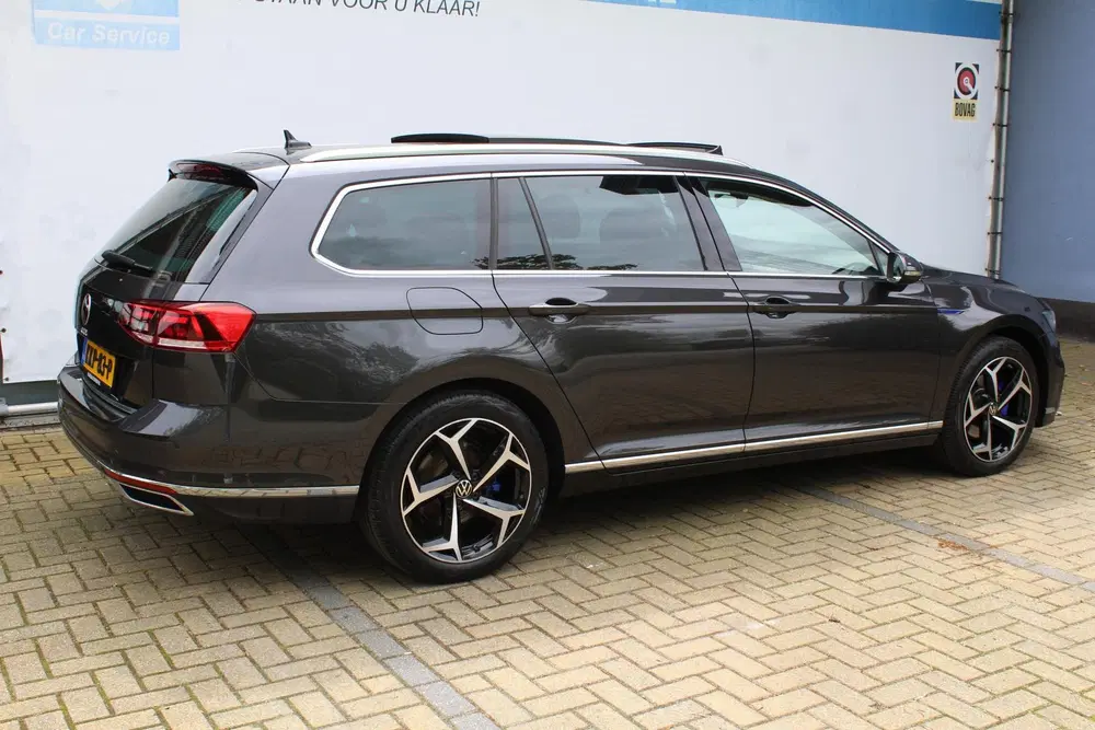 Volkswagen Passat 1.4 TSI PHEV GTE Business uit 2022, foto 3