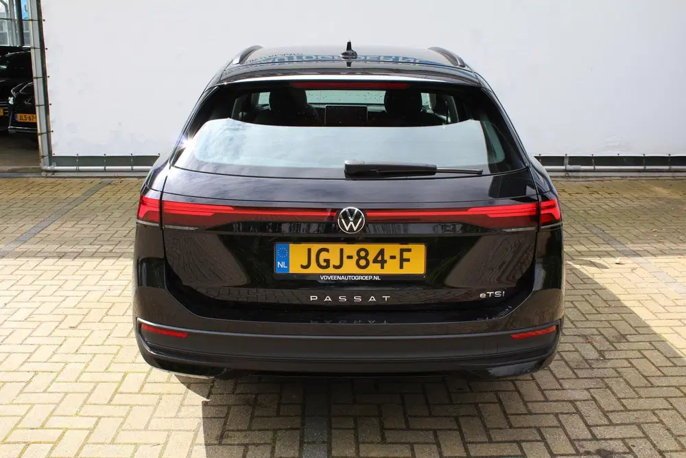 Volkswagen Passat 1.5 eTSI 150 pk uit 2024, foto 8
