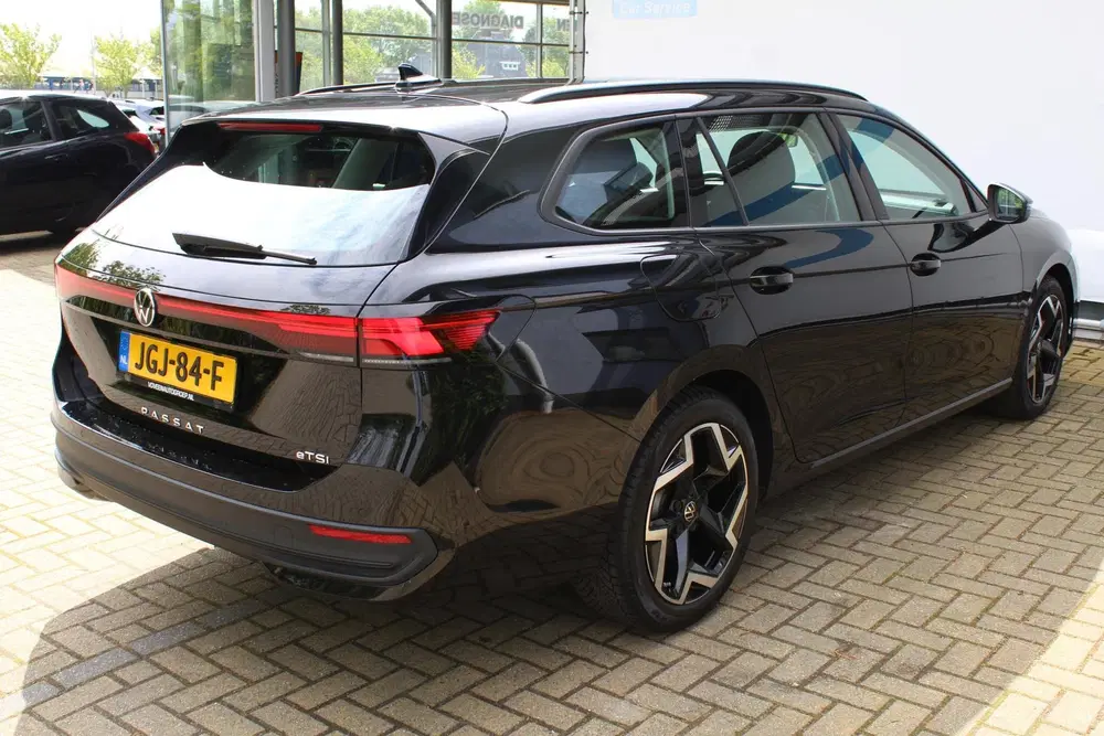 Volkswagen Passat 1.5 eTSI 150 pk uit 2024, foto 9