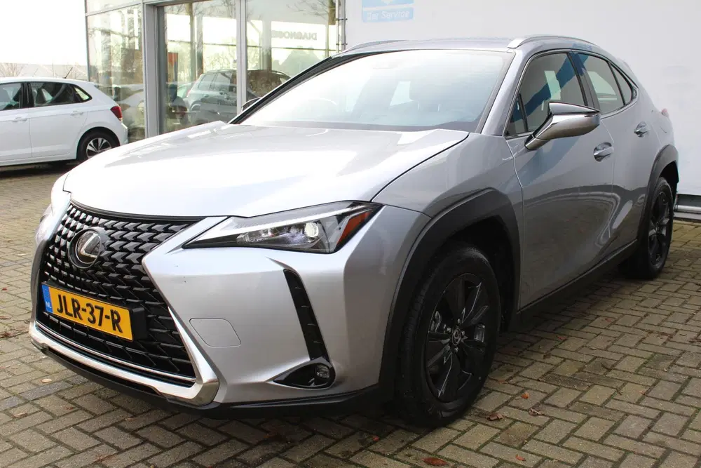 Lexus UX 250h uit 2024, foto 6