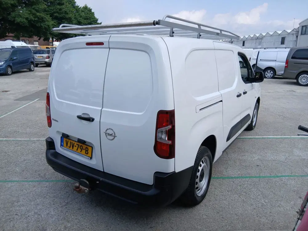Opel Combo 1.5D L2H1 Edition uit 2021, foto 7