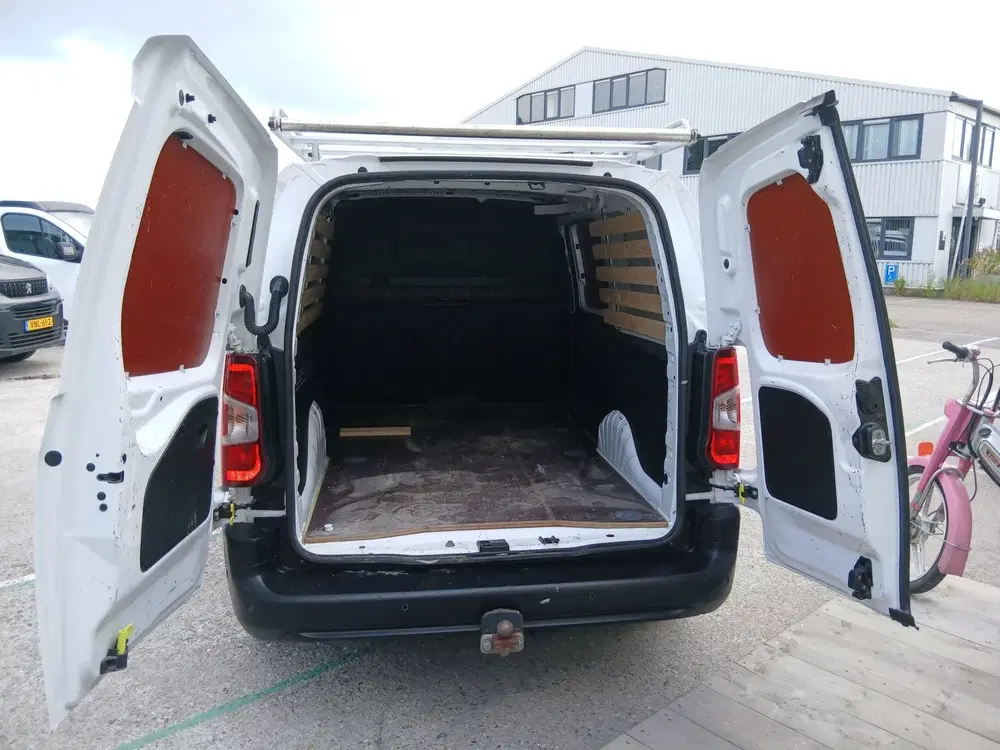Opel Combo 1.5D L2H1 Edition uit 2021, foto 8