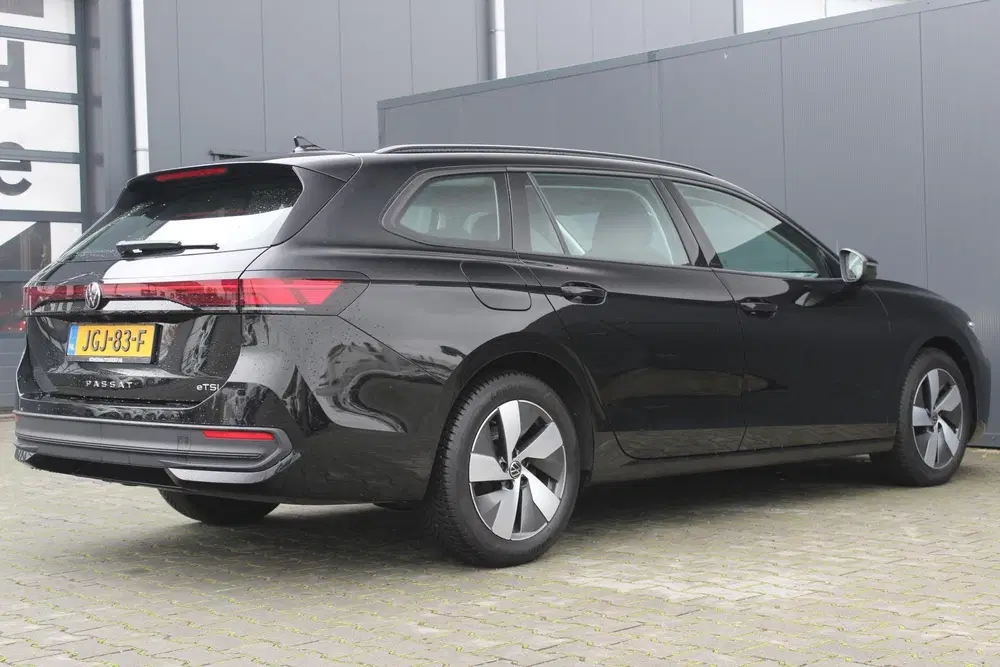 Volkswagen Passat 1.5 eTSI 150 pk uit 2024, foto 4