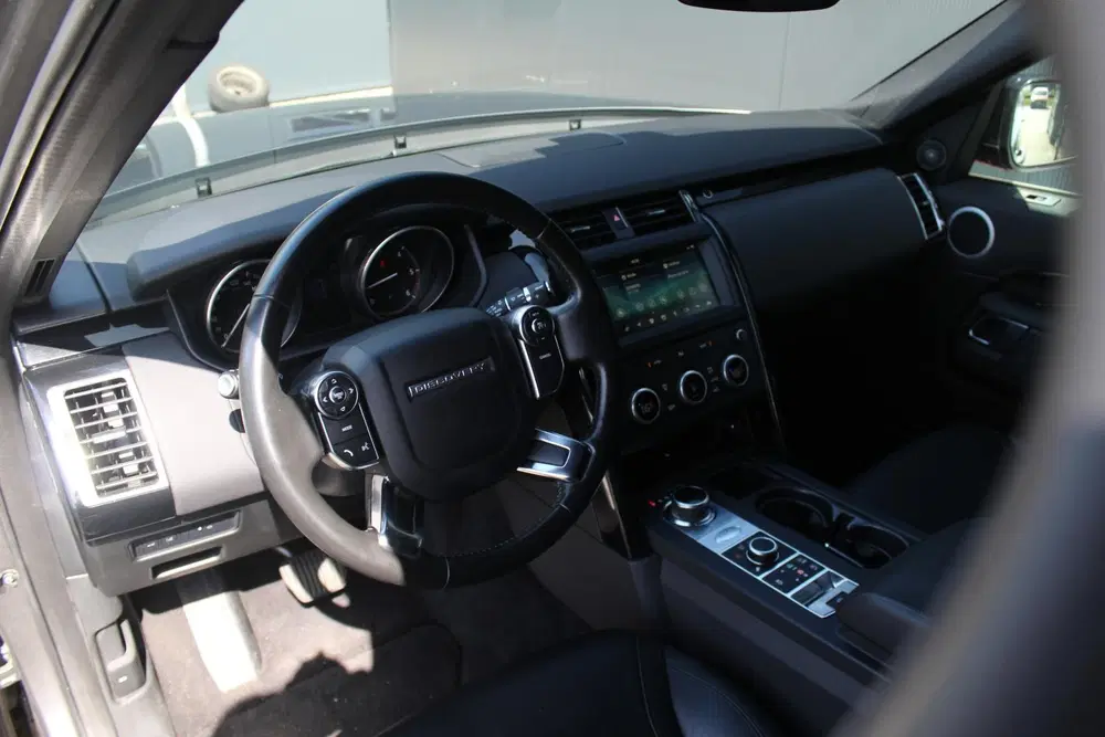 Land Rover Discovery 2.0 Td4 HSE Luxury uit 2019, foto 15