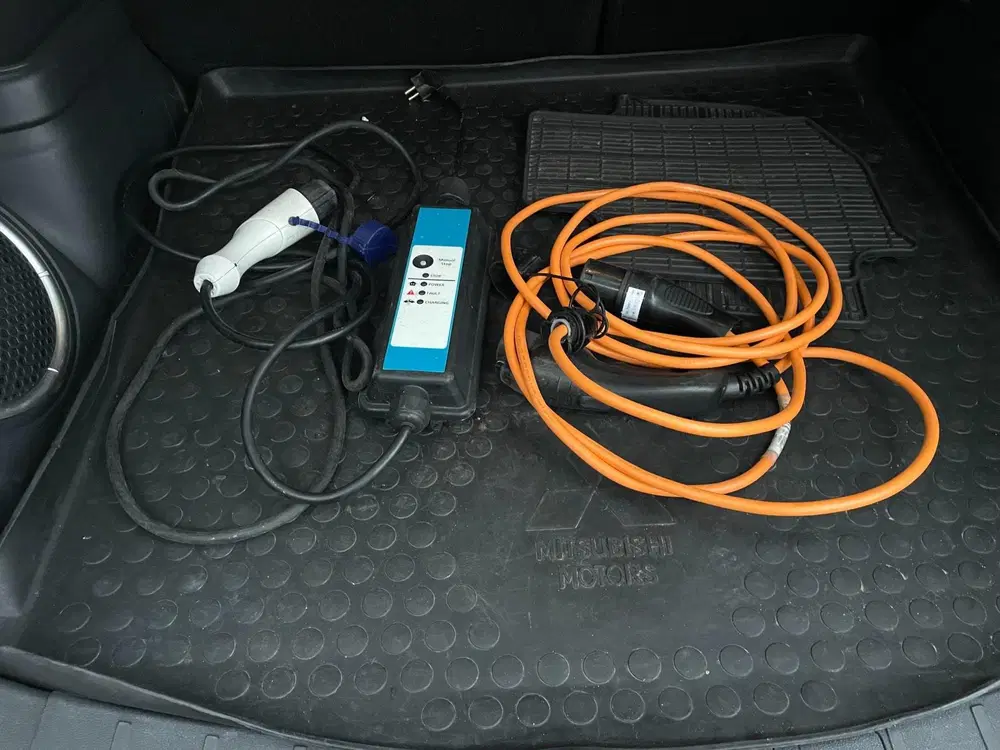 Mitsubishi Outlander 2.4 PHEV Instyle NL-auto uit 2019, foto 11