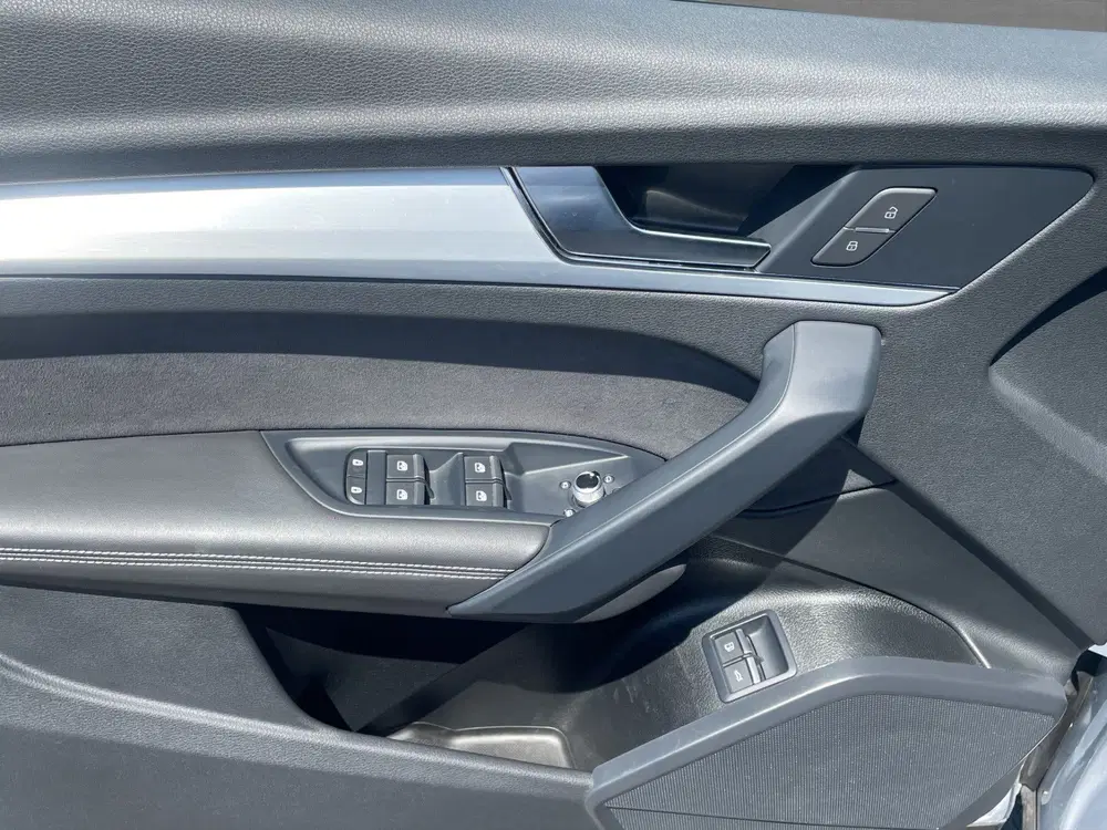 Audi Q5 55 TFSI e S-Line uit 2023, foto 10