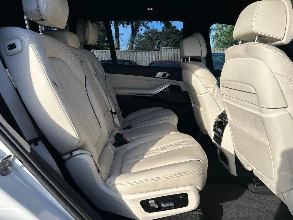 BMW X7 XDRIVE40I HIGH EX. M Sport 7P Laser uit 2019, foto 10