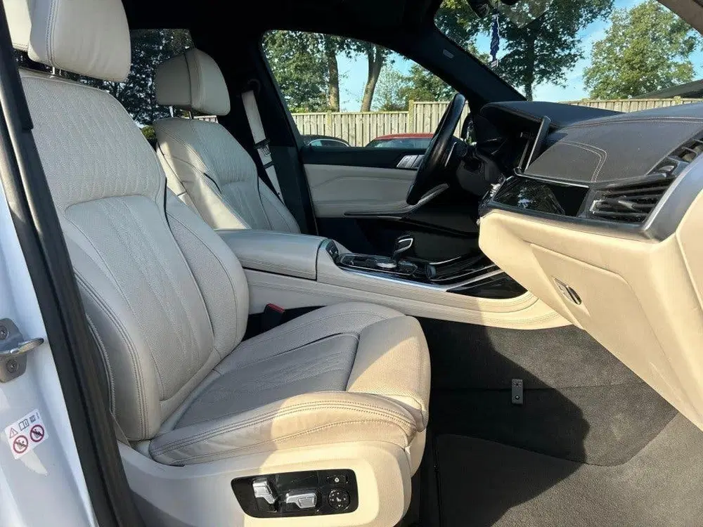 BMW X7 XDRIVE40I HIGH EX. M Sport 7P Laser uit 2019, foto 9