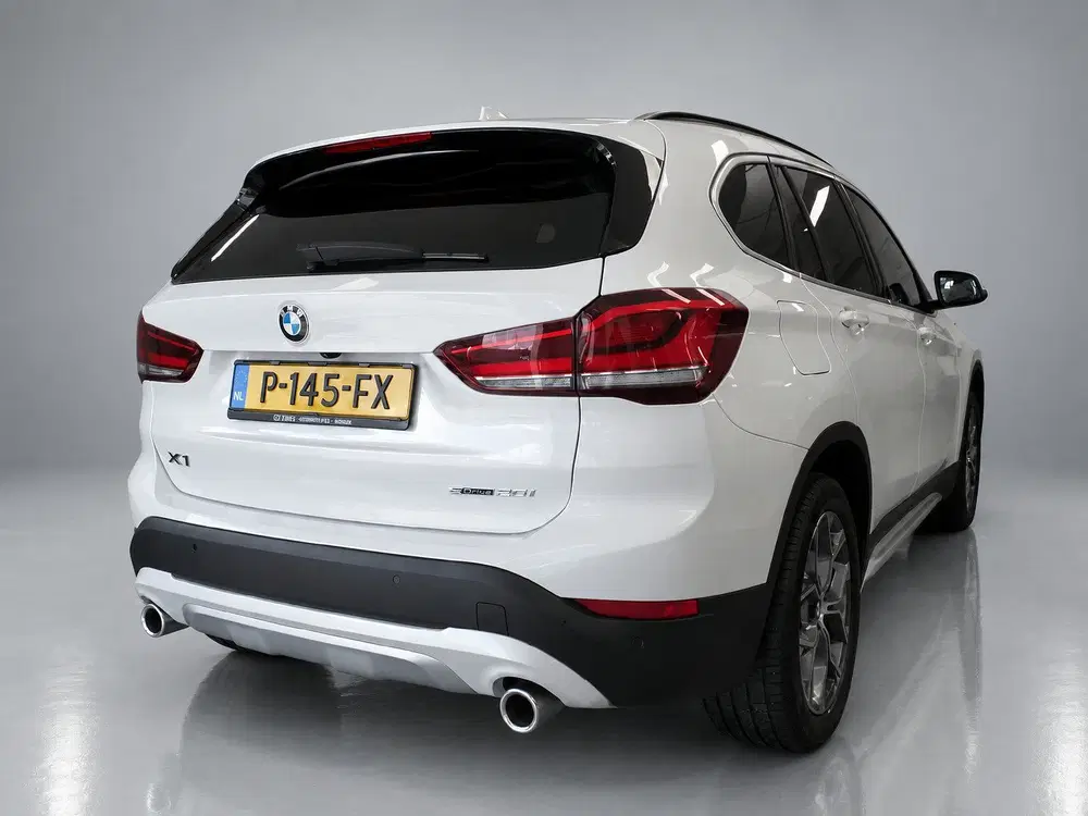 BMW X1 sDrive20i 180pk uit 2022, foto 11