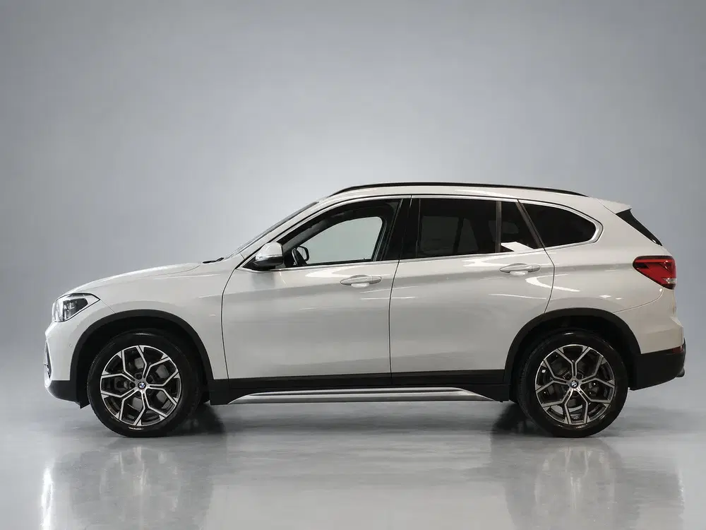 BMW X1 sDrive20i 180pk uit 2022, foto 5