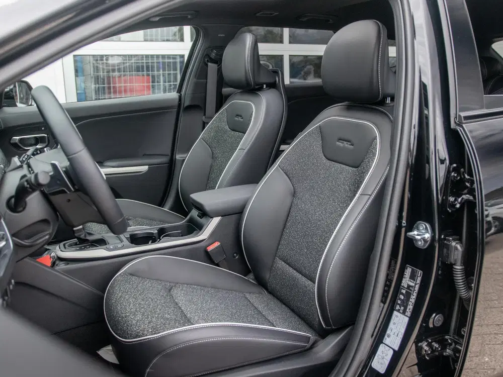Kia K4 1.0 T-GDi MHEV Automaat GT-Line Launch Ed uit 2026, foto 13