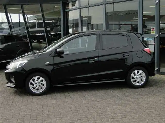 Mitsubishi Space Star 1.2 Dynamic uit 2022, foto 3