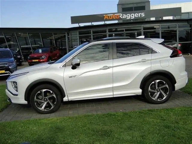 Mitsubishi Eclipse Cross PHEV 2.4 Prestige uit 2022, foto 6