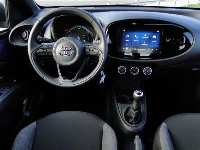 Toyota Aygo X 1.0 VVT-i MT Play uit 2025, foto 3