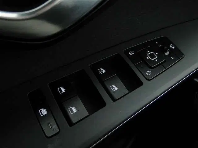 Kia Niro 64 uit 2024, foto 13