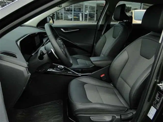 Kia Niro 64 uit 2024, foto 15