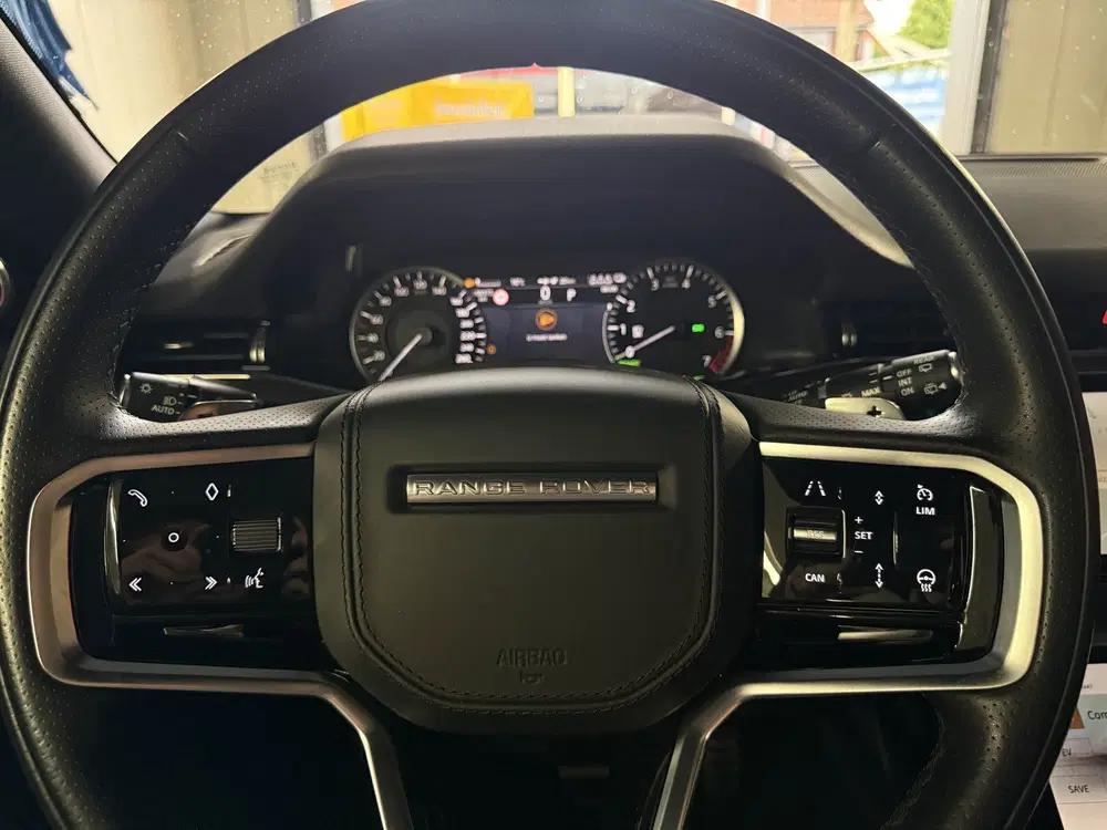 Land Rover Range Rover Evoque 1.5 P300e AWD R-Dynamic HSE uit 2023, foto 13
