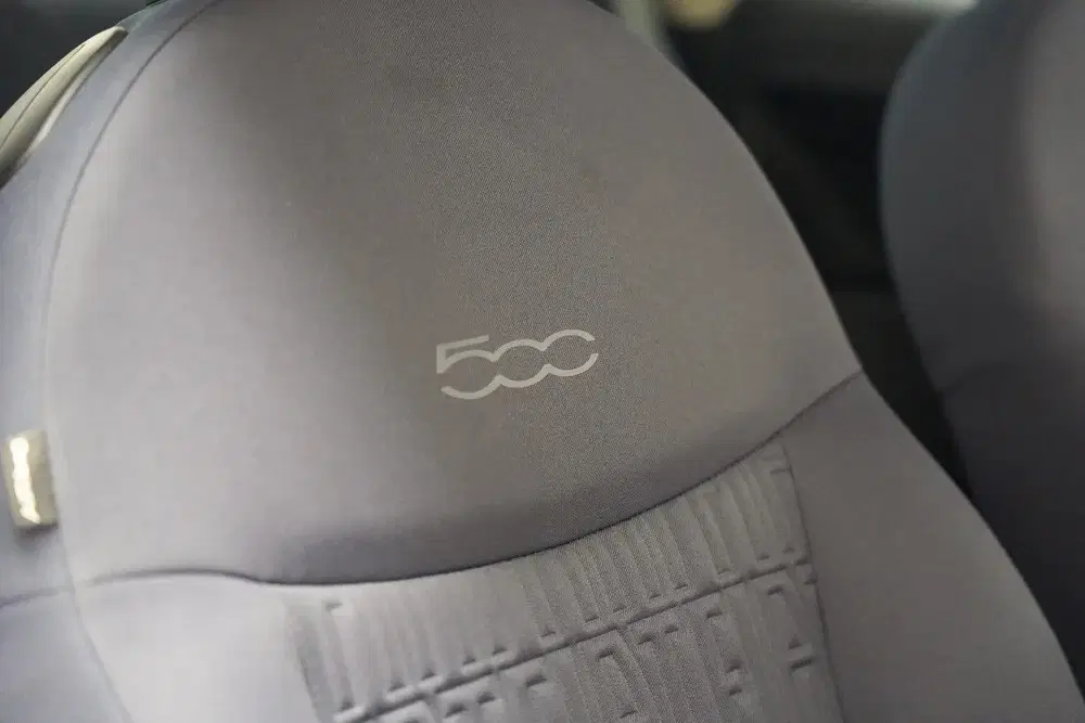 Fiat 500 1.0 Hybrid Cult [ Airco DAB Bluetooth ] (b uit 2021, foto 5