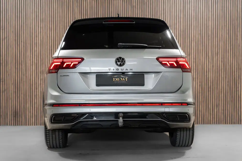 Volkswagen Tiguan Allspace 1.5 TSI R-Line DSG + 7p. Pano IQ uit 2021, foto 10