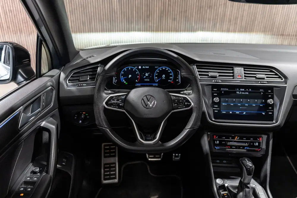Volkswagen Tiguan Allspace 1.5 TSI R-Line DSG + 7p. Pano IQ uit 2021, foto 12