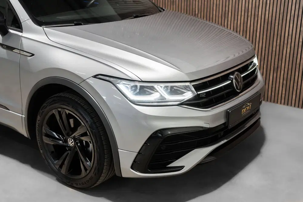 Volkswagen Tiguan Allspace 1.5 TSI R-Line DSG + 7p. Pano IQ uit 2021, foto 6