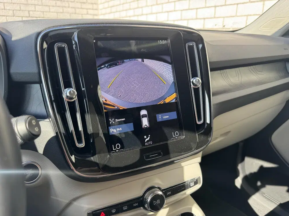 Volvo XC40 1.5 T4 Plug-in hybrid Core Bright uit 2023, foto 13