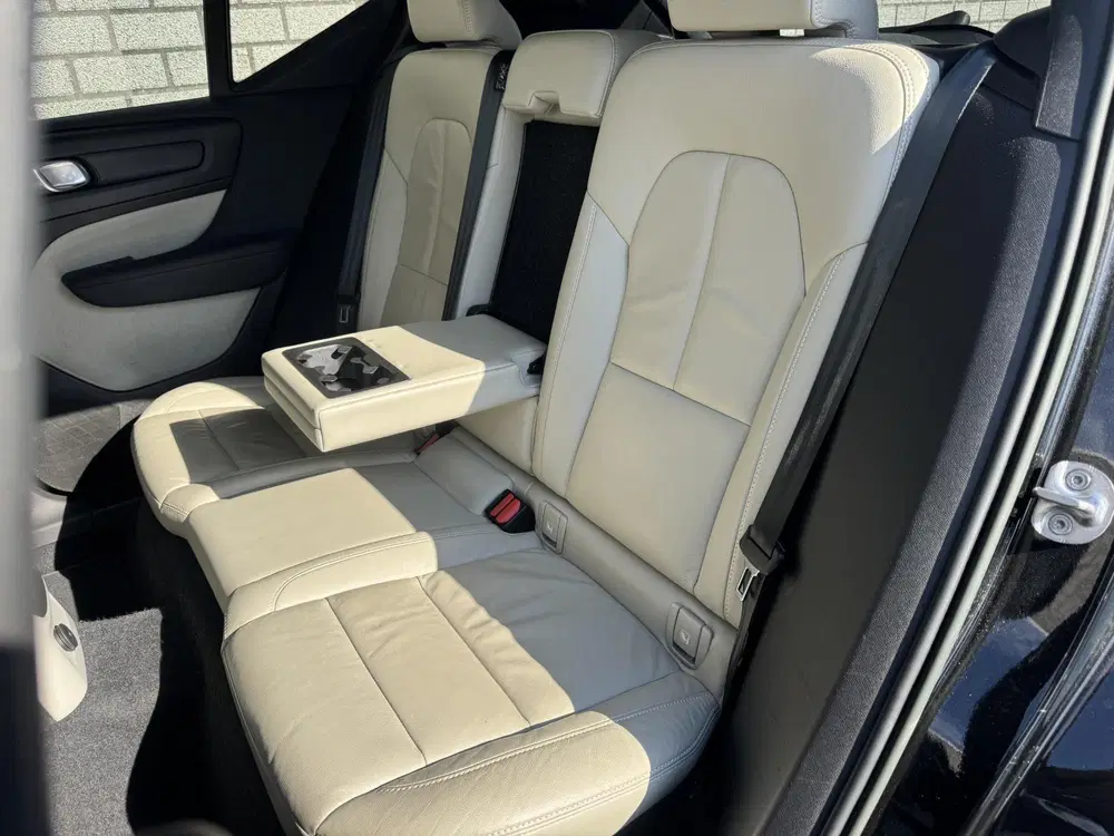 Volvo XC40 1.5 T4 Plug-in hybrid Core Bright uit 2023, foto 9