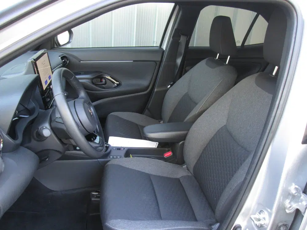 Toyota Yaris Cross 1.5 VVT-I Hybrid 130pk CVT Dynamic uit 2025, foto 13
