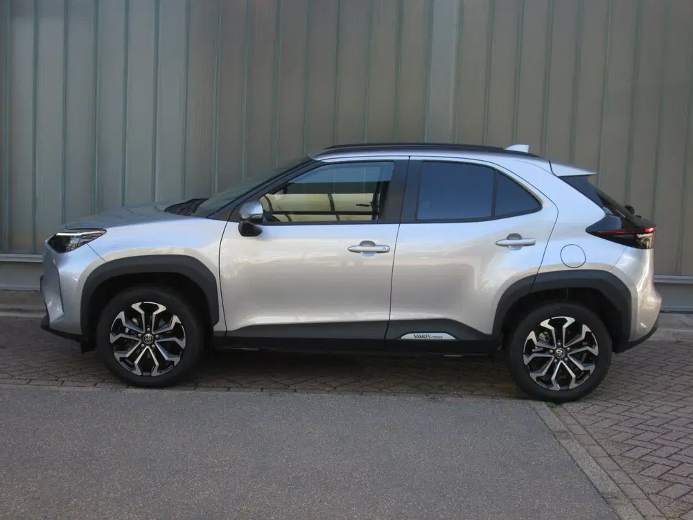 Toyota Yaris Cross 1.5 VVT-I Hybrid 130pk CVT Dynamic uit 2025, foto 2