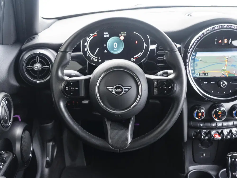 Mini Cooper Cooper Classic + Comfort Plus + Piano Blac uit 2022, foto 10