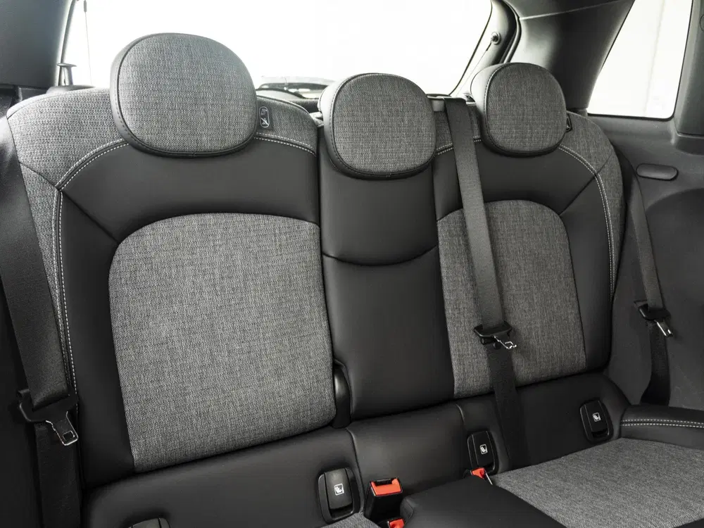 Mini Cooper Cooper Classic + Comfort Plus + Piano Blac uit 2022, foto 11