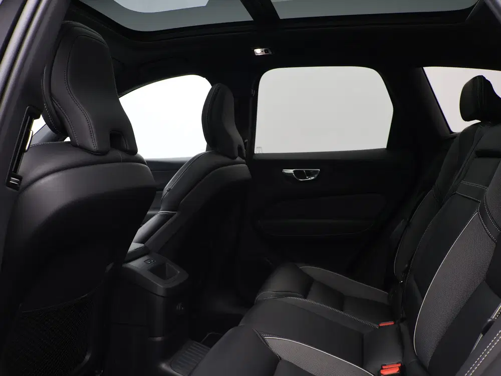 Volvo XC60 T8 AWD Recharge R-Design uit 2020, foto 8