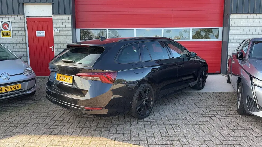 Skoda Octavia 1.0 e-TSI Sport Business AUTOMAAT uit 2021, foto 2