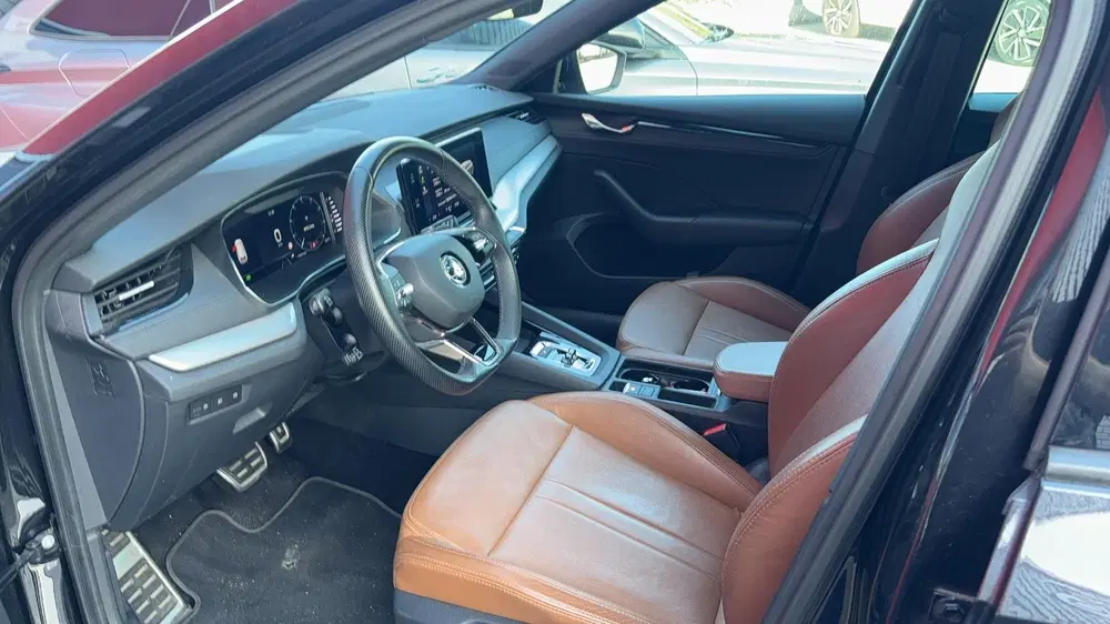 Skoda Octavia 1.0 e-TSI Sport Business AUTOMAAT uit 2021, foto 4