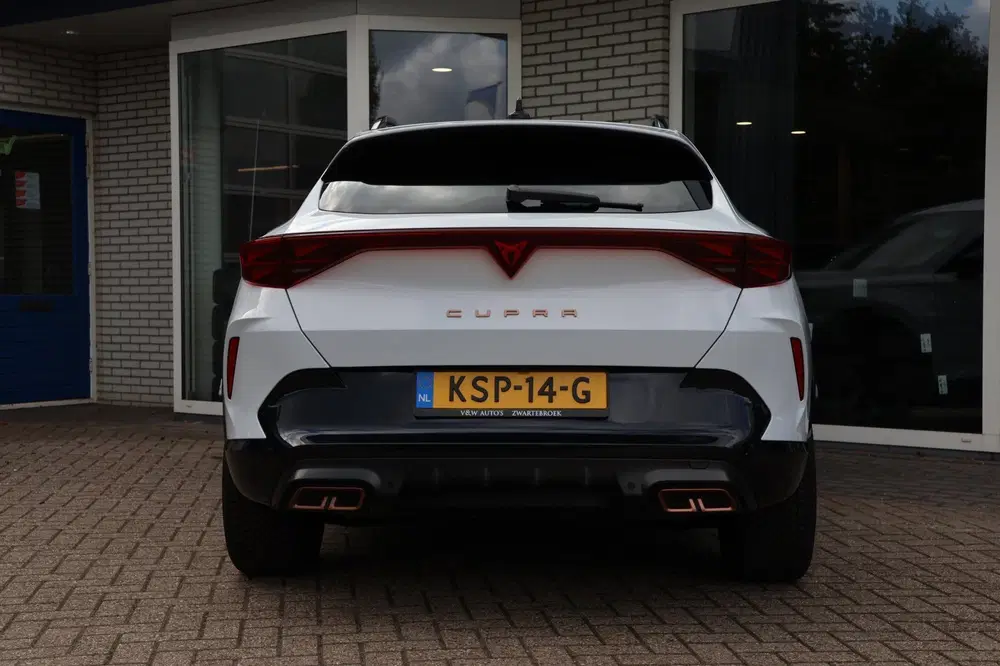 Cupra Formentor 1.5 TSI e-Hybrid SOH 100% Nieuw model 360 uit 2025, foto 15