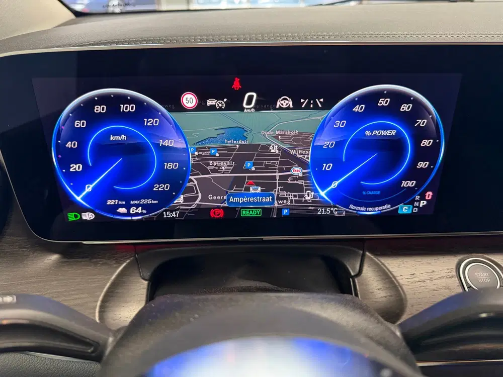 Mercedes-Benz EQV Facelift uit 2025, foto 13