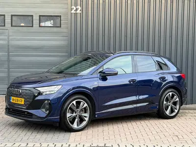 Audi Q4 e-tron 40 Launch edition S Competition 77 kWh uit 2021