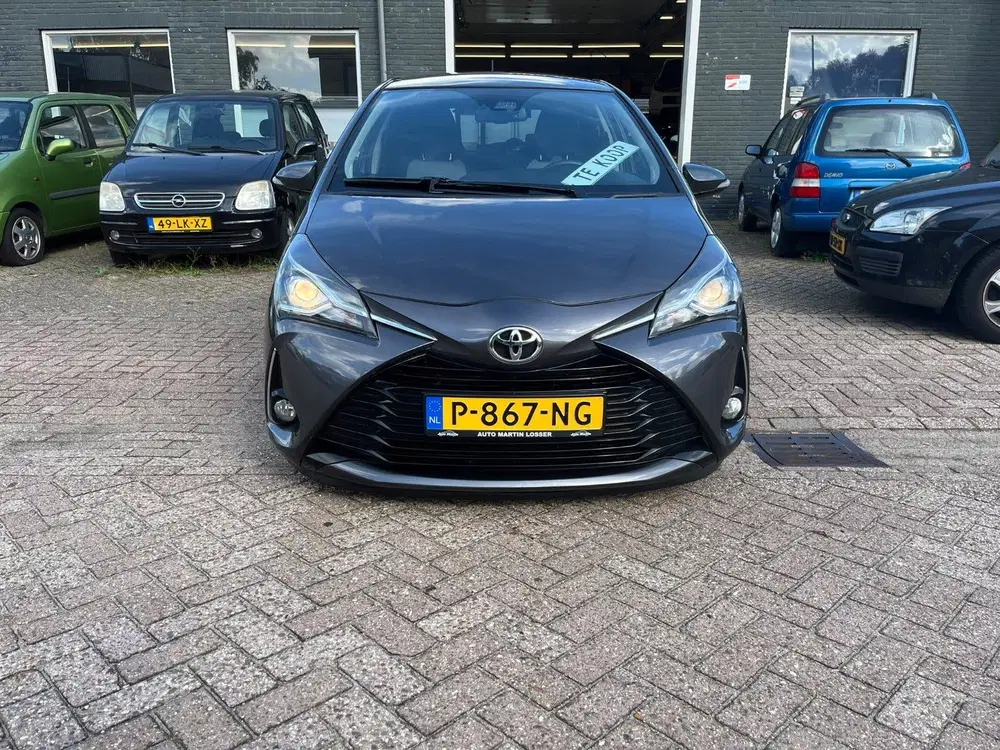 Toyota Yaris 1.5 Vvt-i 111pk Start&Stop 5D 2019 Grijs A uit 2019, foto 6